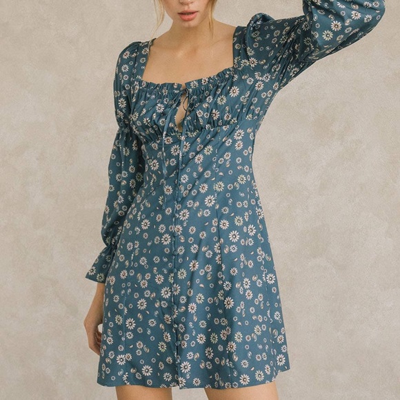 NWOT Blue Floral Print Long Sleeve Dress - Picture 4 of 6